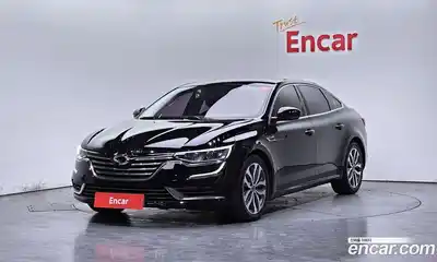 Renault SM6