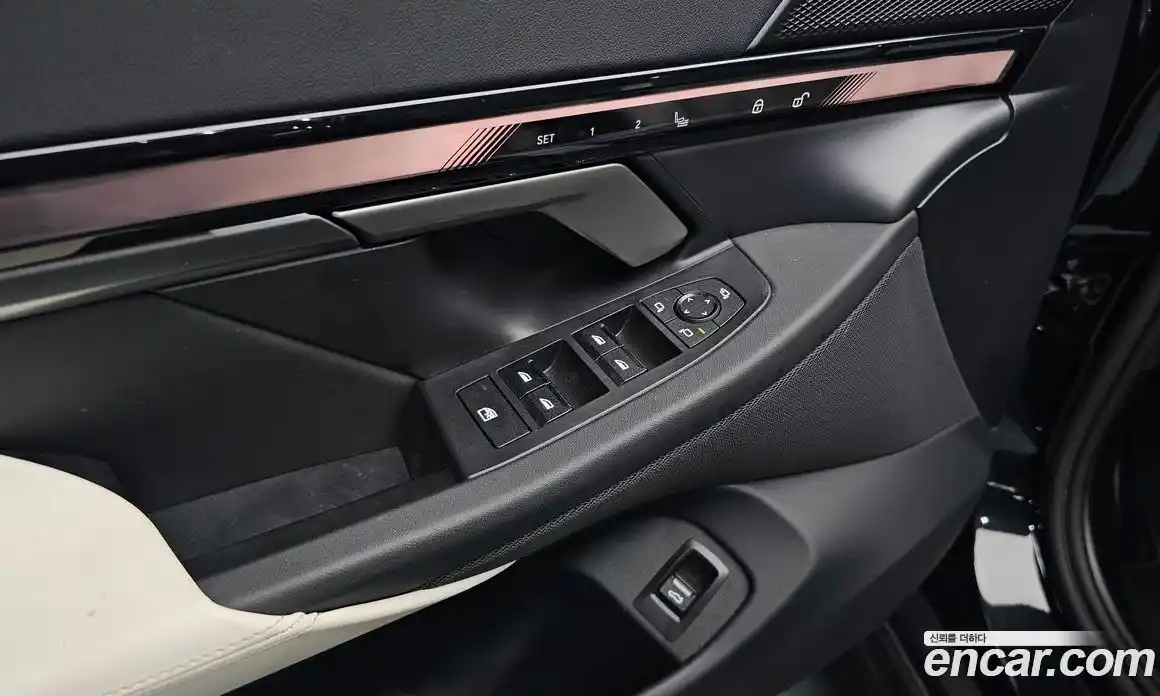BMW 5-Series 2025 2.0 гидро, фото 23