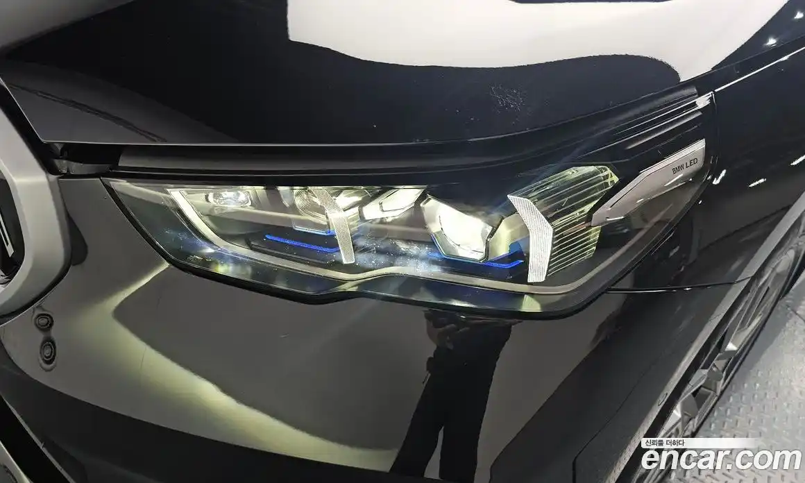 BMW 5-Series 2025 2.0 гидро, фото 7