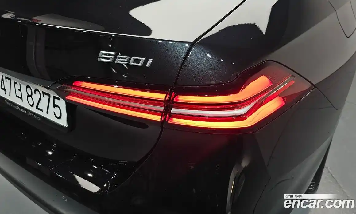 BMW 5-Series 2025 2.0 гидро, фото 8