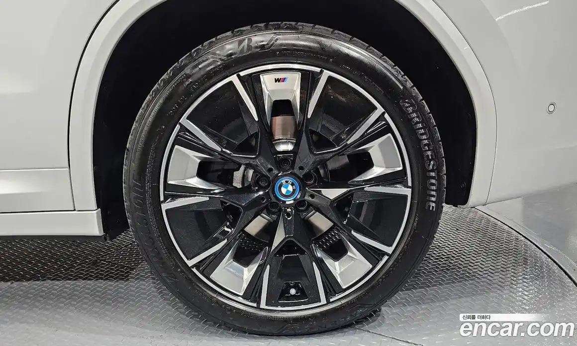 BMW iX3 2025 0.2 гидро, фото 7