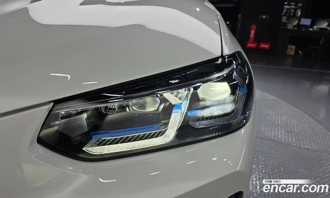 BMW iX3 2025 0.2 гидро, фото 8