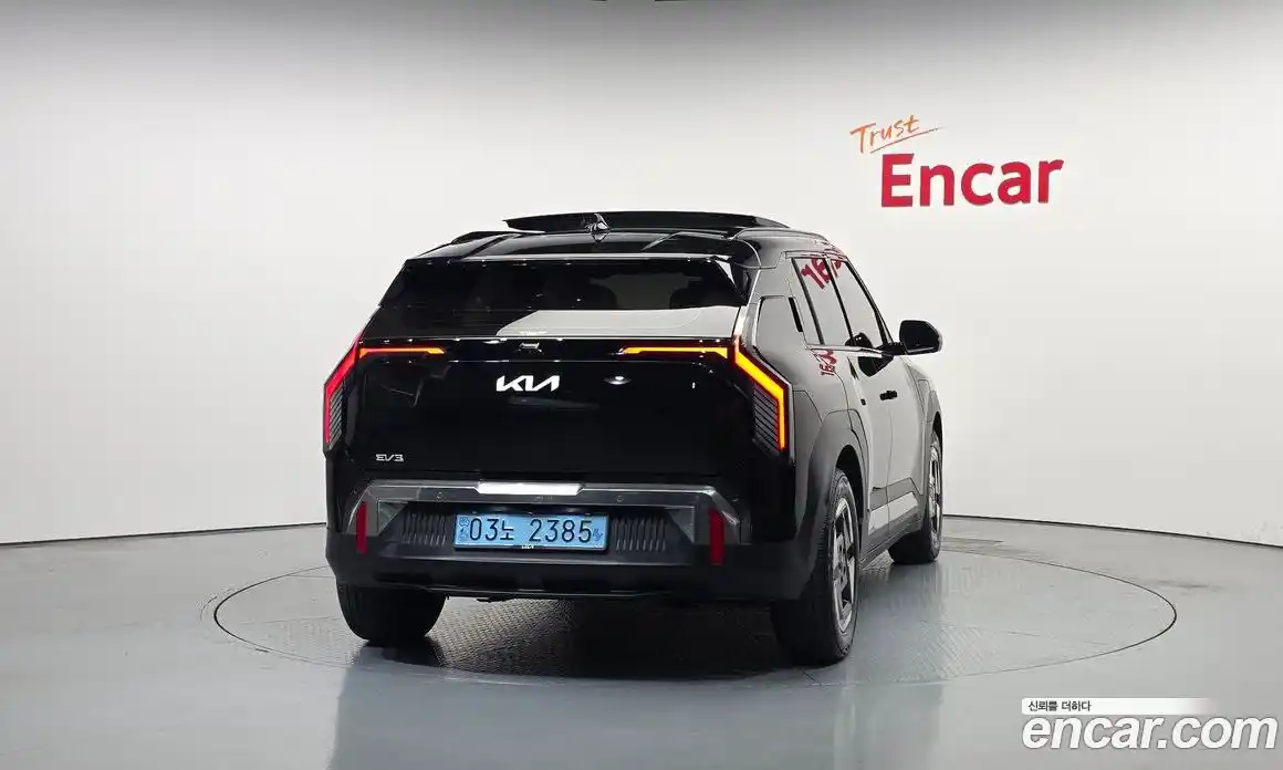 Kia EV3 2024 0.2 автомат (гидро), фото 4