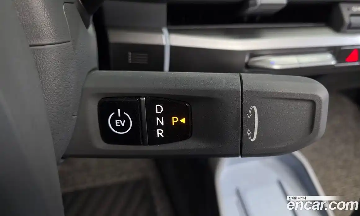 Kia EV3 2024 0.2 автомат (гидро), фото 9
