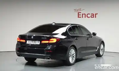 BMW 5-Series, 2021