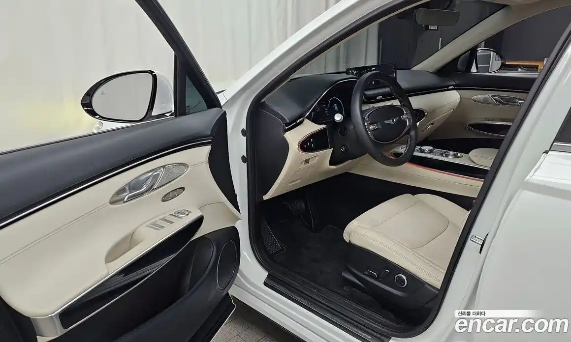 Genesis GV70 2022 2.2 автомат (гидро), фото 13