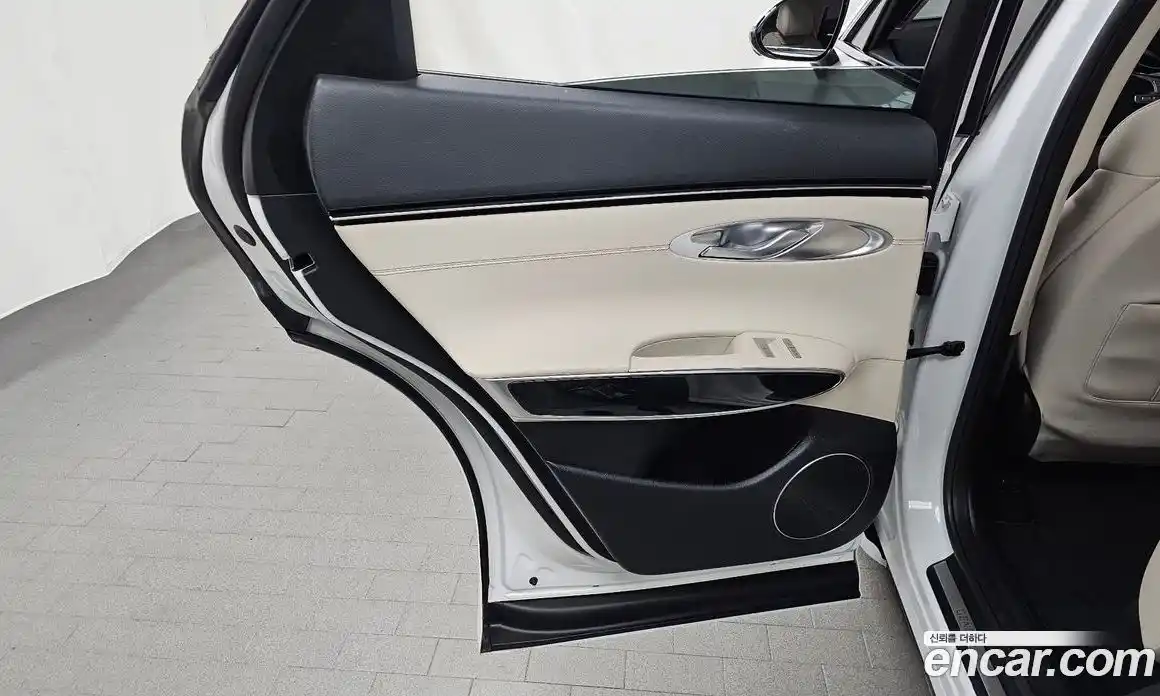 Genesis GV70 2022 2.2 автомат (гидро), фото 15
