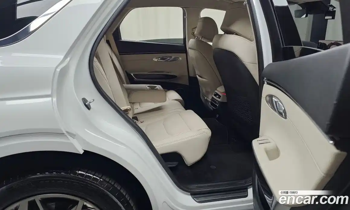 Genesis GV70 2022 2.2 автомат (гидро), фото 18
