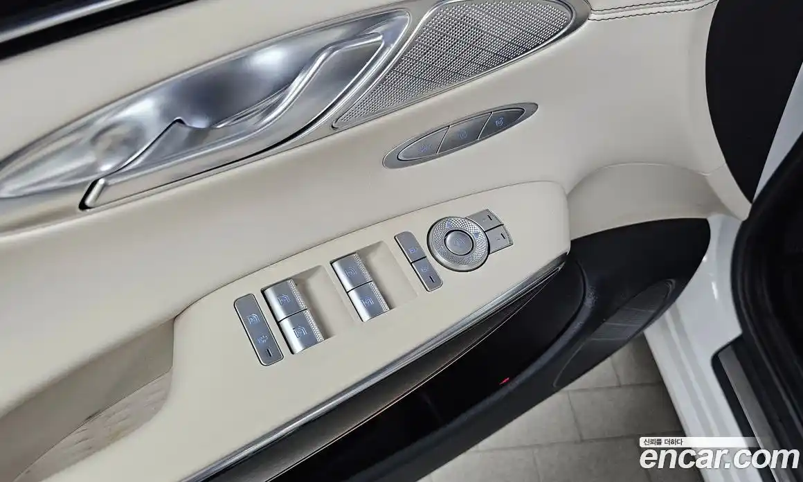 Genesis GV70 2022 2.2 автомат (гидро), фото 27