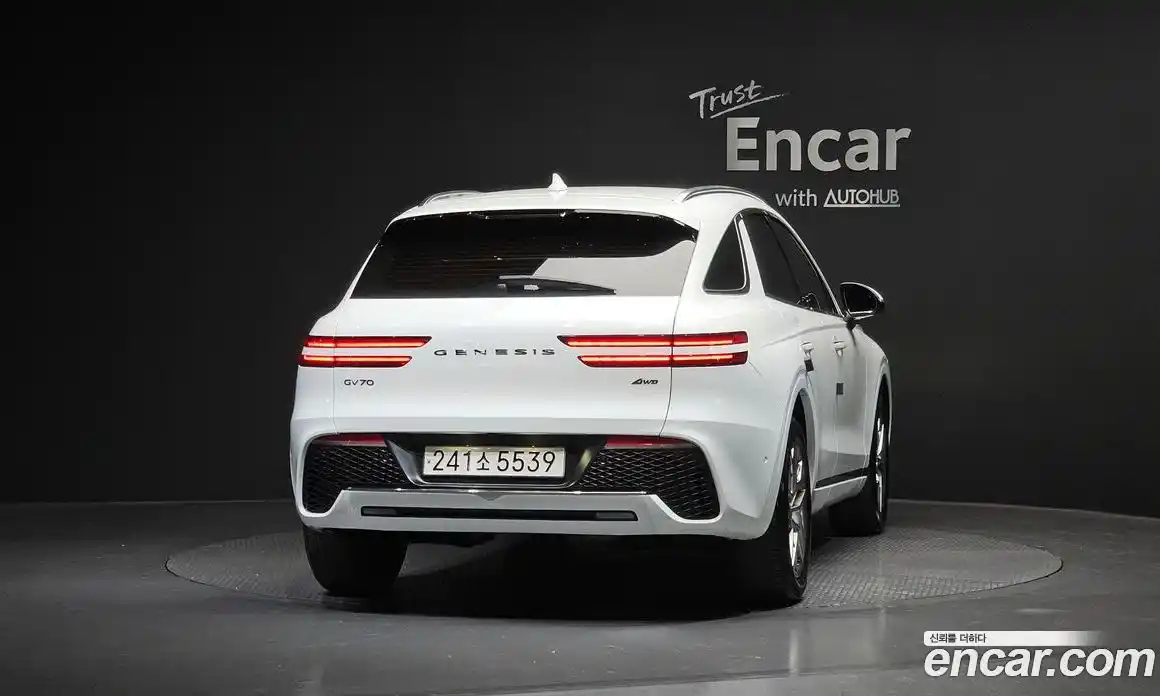 Genesis GV70 2022 2.2 автомат (гидро), фото 4