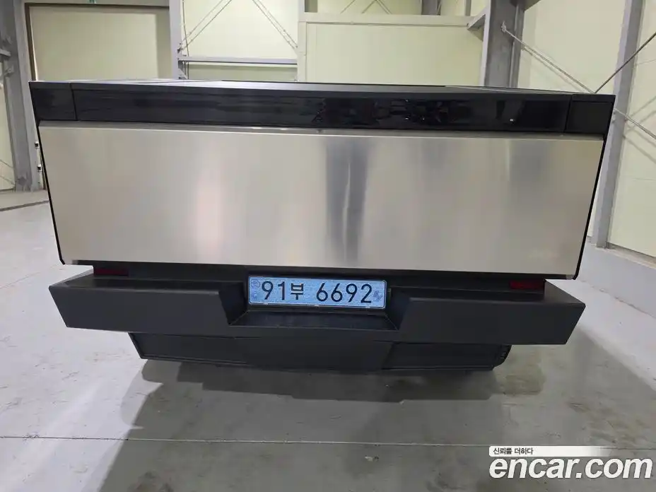 Tesla Cybertruck 2026 1.0 гидро, фото 4