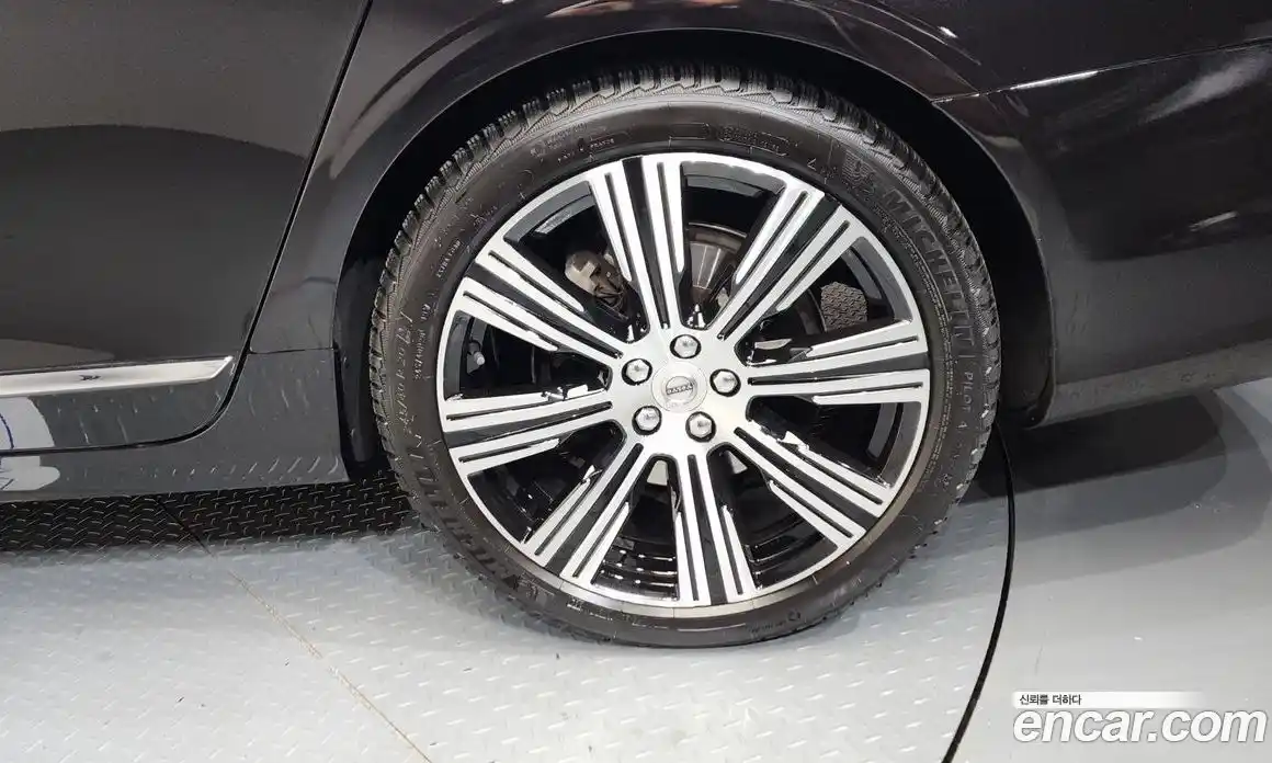 Volvo S90 2022 2.0 автомат (гидро), фото 7