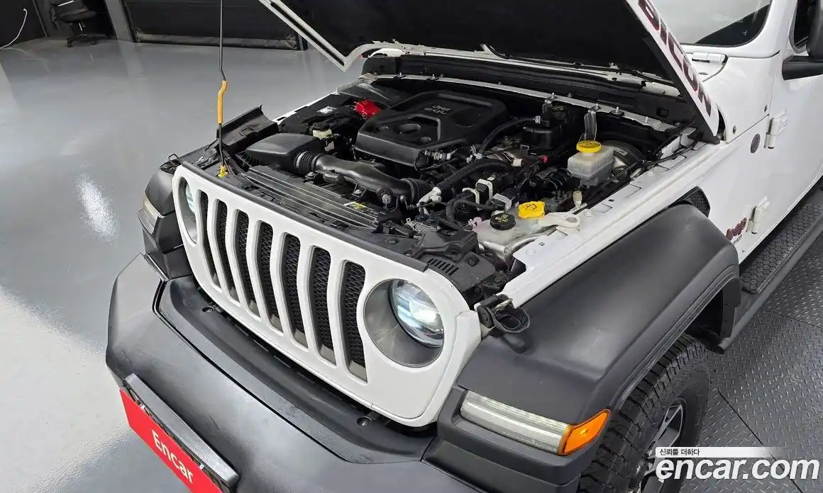 Jeep Wrangler 2019 2.0 автомат (гидро), фото 6