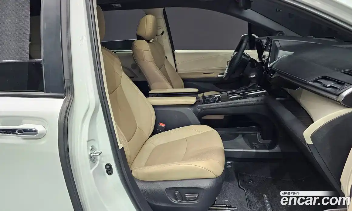 Toyota Sienna 2022 2.5 гидро, фото 16