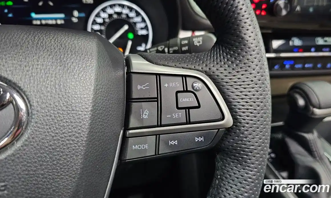 Toyota Sienna 2022 2.5 гидро, фото 21