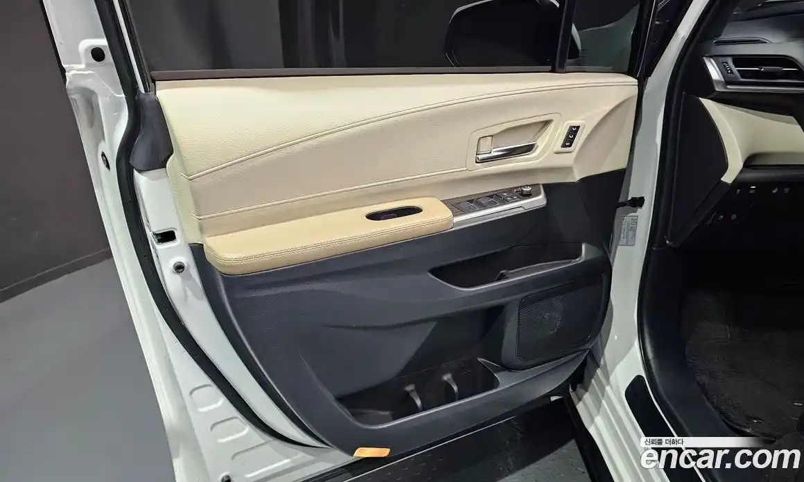 Toyota Sienna 2022 2.5 гидро, фото 26