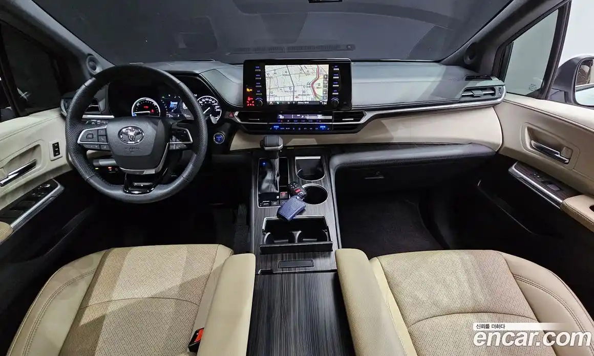 Toyota Sienna 2022 2.5 гидро, фото 10