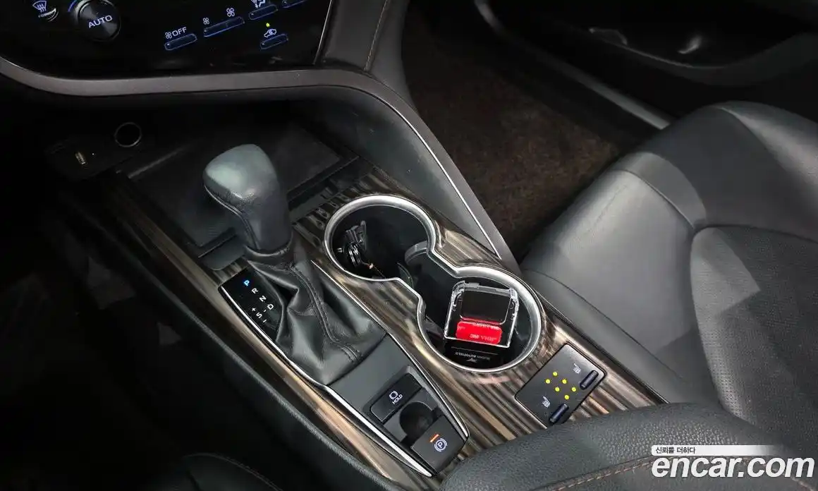 Toyota Camry 2019 2.5 гидро, фото 12
