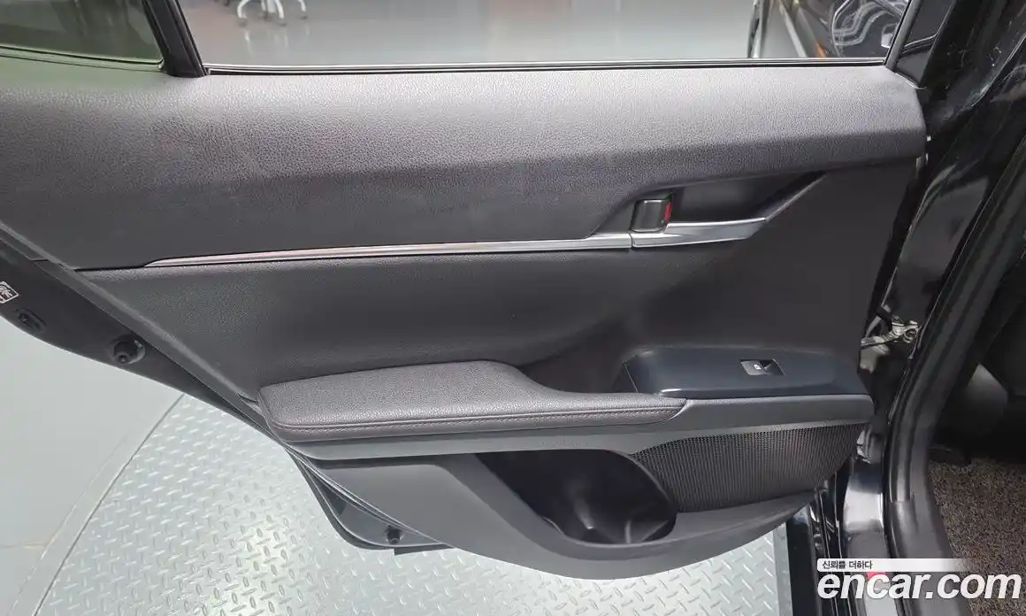 Toyota Camry 2019 2.5 гидро, фото 15