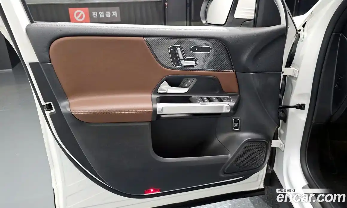 Mercedes-Benz GLB-Class 2022 2.0 гидро, фото 14
