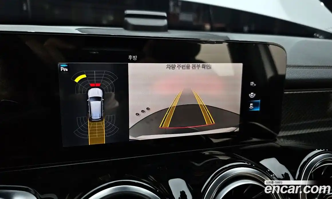 Mercedes-Benz GLB-Class 2022 2.0 гидро, фото 20