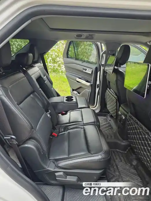 Ford Explorer 2022 2.3 автомат (гидро), фото 8