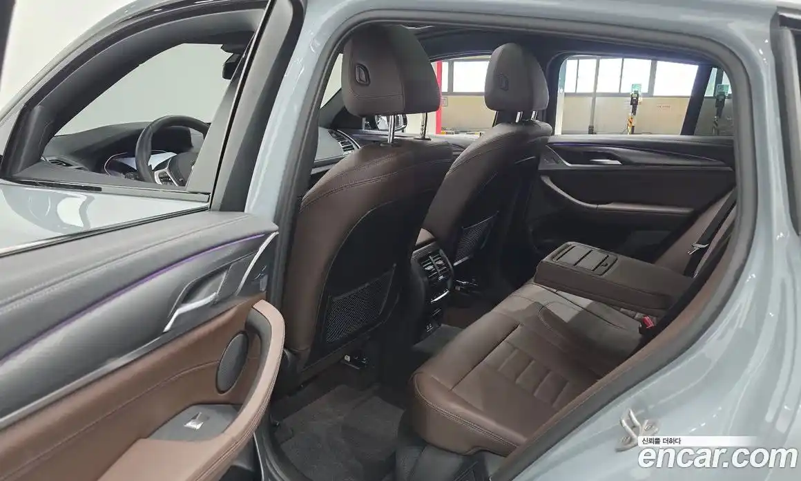 BMW X4 2025 2.0 гидро, фото 16