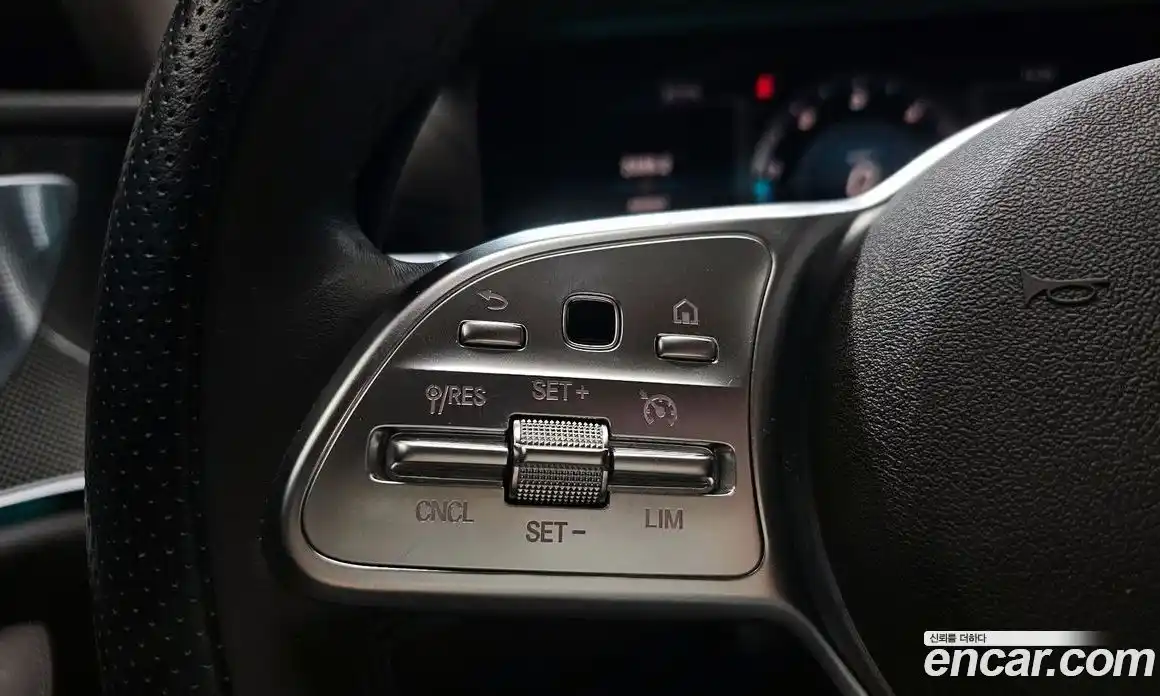 Mercedes-Benz CLS-Class 2019 1.9 гидро, фото 30