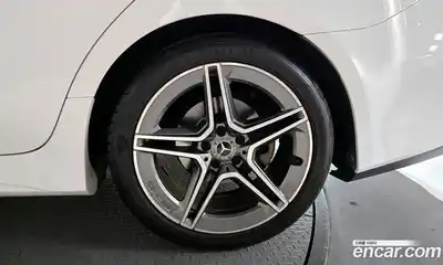 Mercedes-Benz CLS-Class 2019 1.9 гидро, миниатюра 5