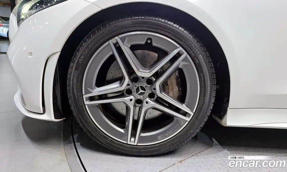 Mercedes-Benz CLS-Class 2019 1.9 гидро, фото 7