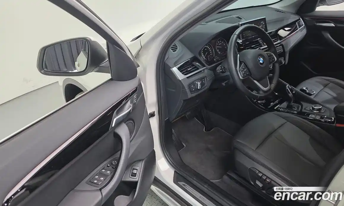 BMW X1 2021 2.0 автомат (гидро), фото 18