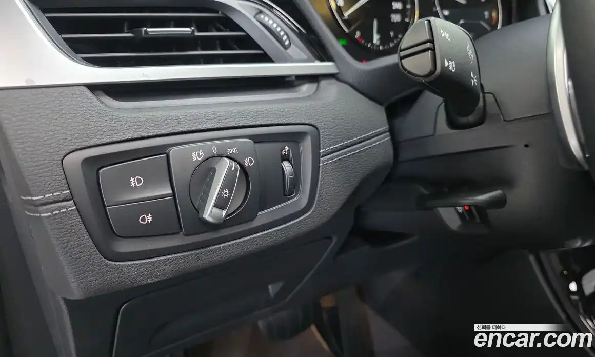 BMW X1 2021 2.0 автомат (гидро), фото 21