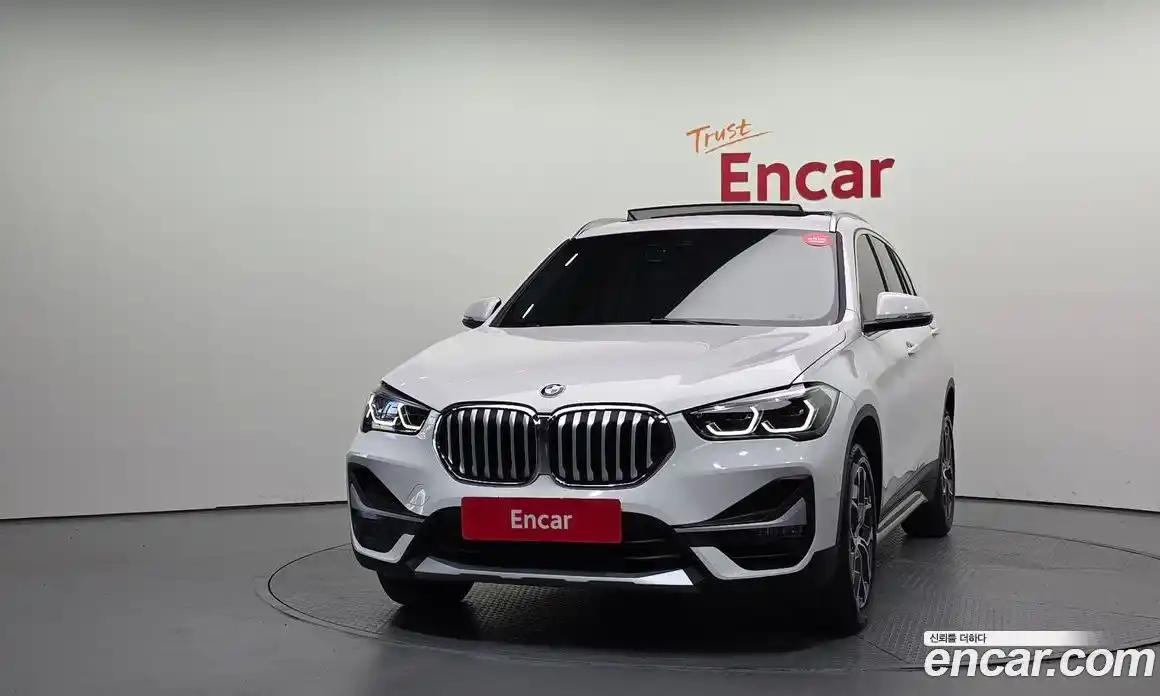 BMW X1 2021 2.0 автомат (гидро), фото 3