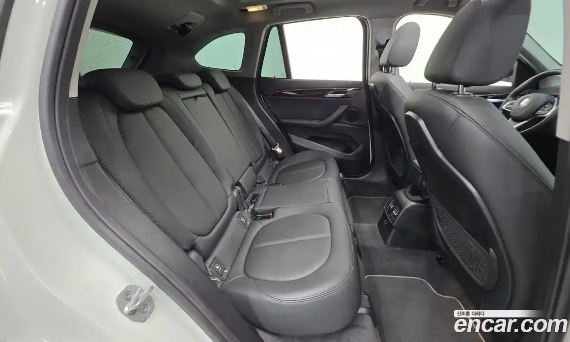 BMW X1 2021 2.0 автомат (гидро), фото 31