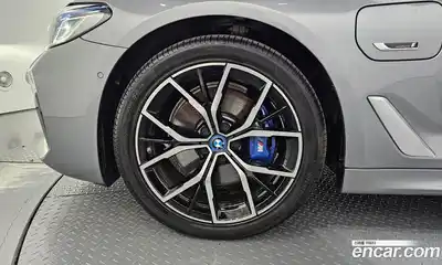BMW 5-Series 2023 2.0 гидро, миниатюра 5