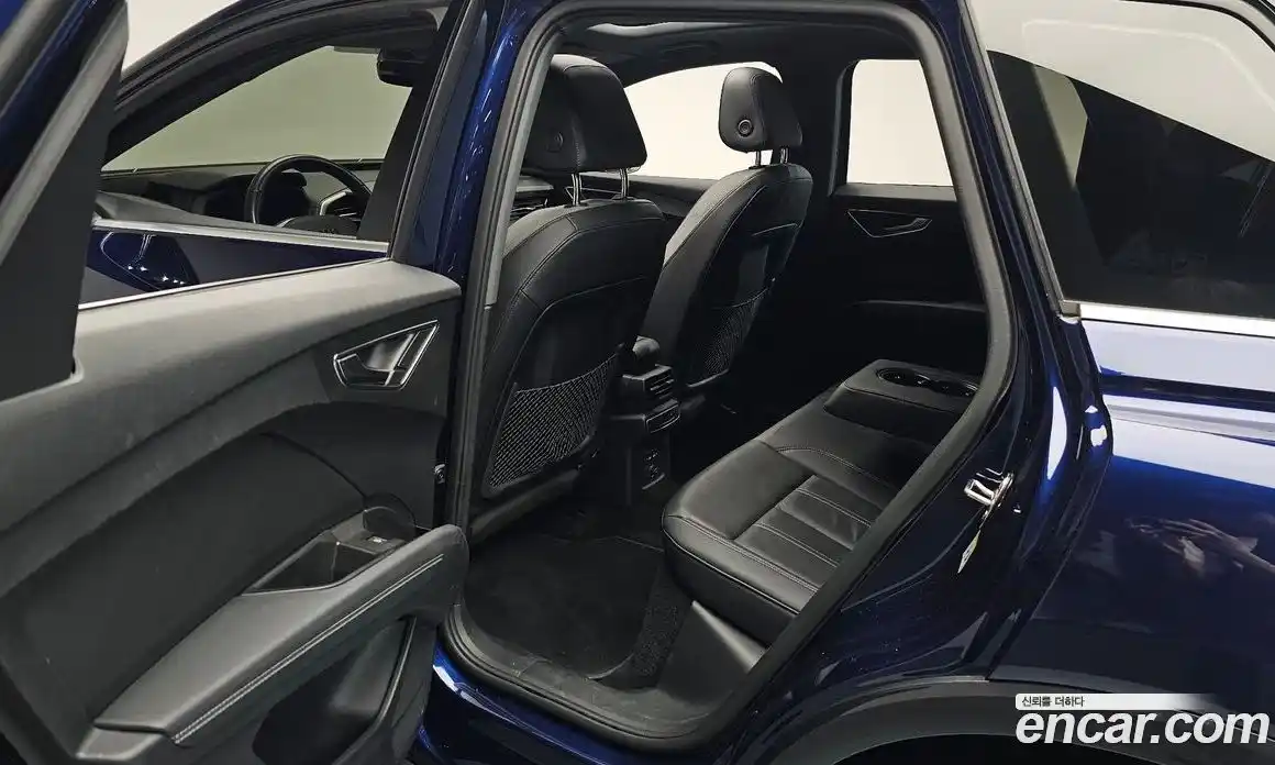 Audi Q4 e-tron 2022 0.2 гидро, фото 16