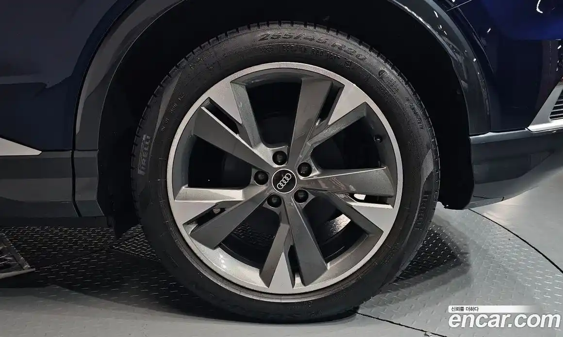 Audi Q4 e-tron 2022 0.2 гидро, фото 6