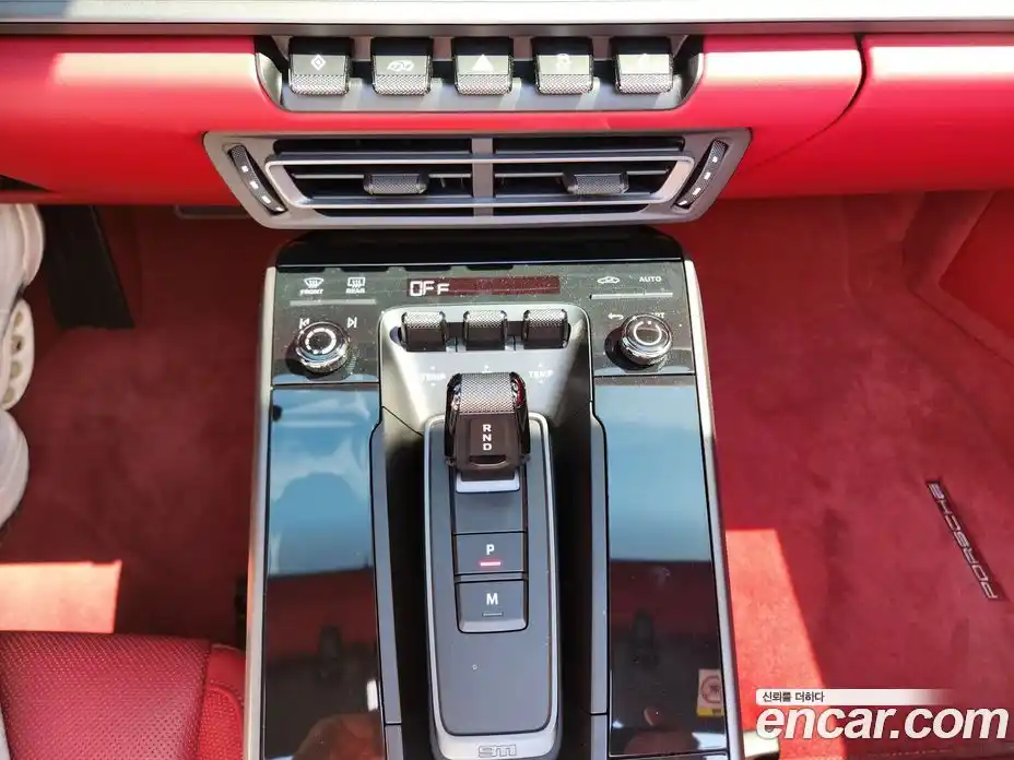 Porsche 911 2024 3.0 автомат (гидро), фото 11