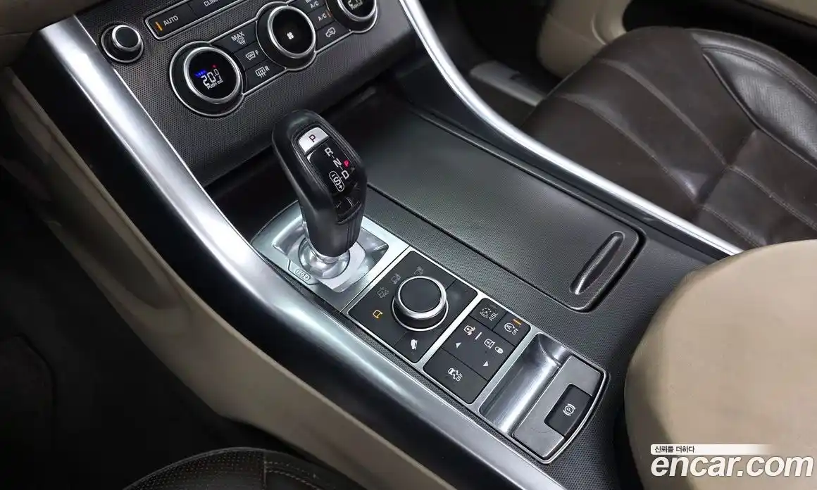 Land Rover Range Rover Sport 2016 3.0 автомат (гидро), фото 9