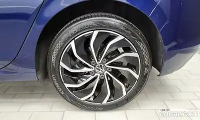 Volkswagen Golf 2022 2.0 автомат (гидро), миниатюра 7
