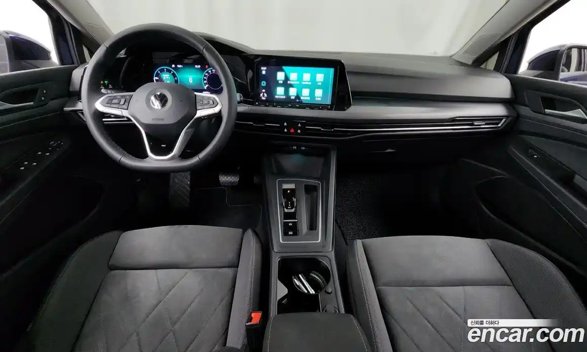 Volkswagen Golf 2022 2.0 автомат (гидро), фото 10