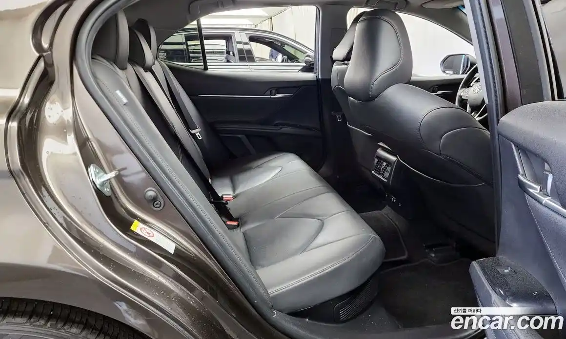 Toyota Camry 2018 2.5 гидро, фото 12