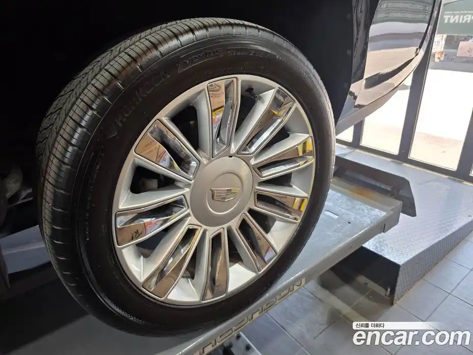 Cadillac Escalade 2019 6.2 гидро, фото 15