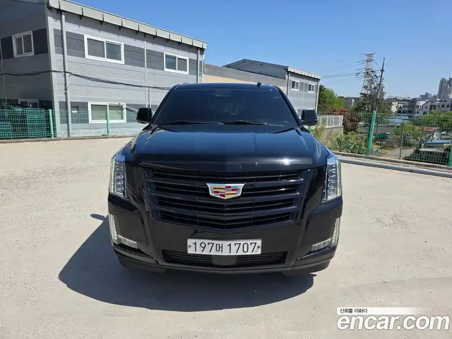 Cadillac Escalade 2019 6.2 гидро, фото 3