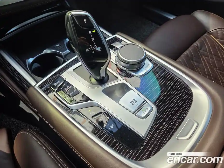 BMW 7-Series 2022 3.0 гидро, фото 13