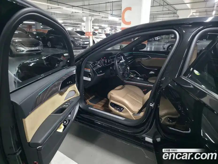 Audi A8 2021 4.0 автомат (гидро), фото 15