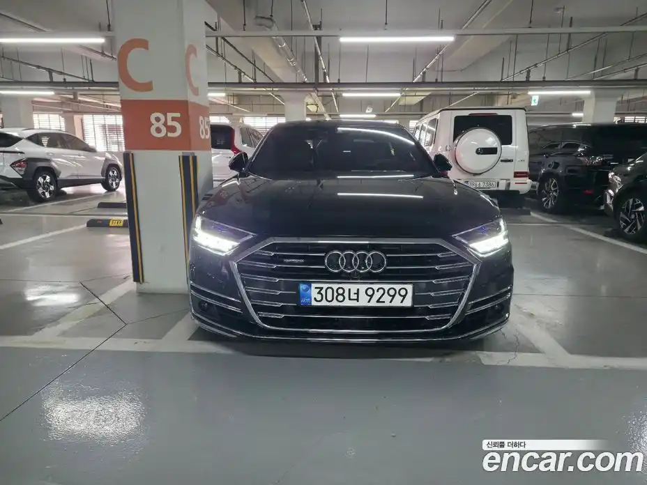 Audi A8 2021 4.0 автомат (гидро), фото 3