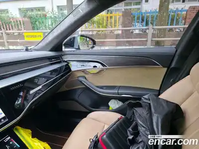 Audi A8 2021 4.0 автомат (гидро), миниатюра 7