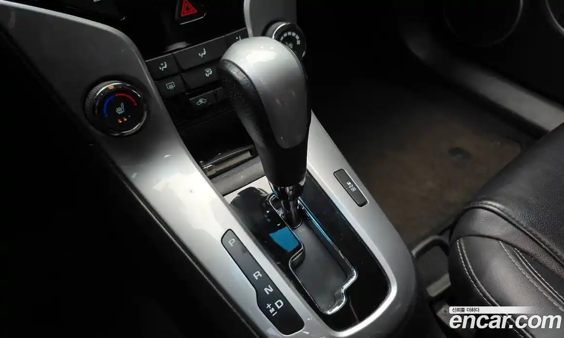 Chevrolet Cruze 2012 1.8 автомат (гидро), фото 9