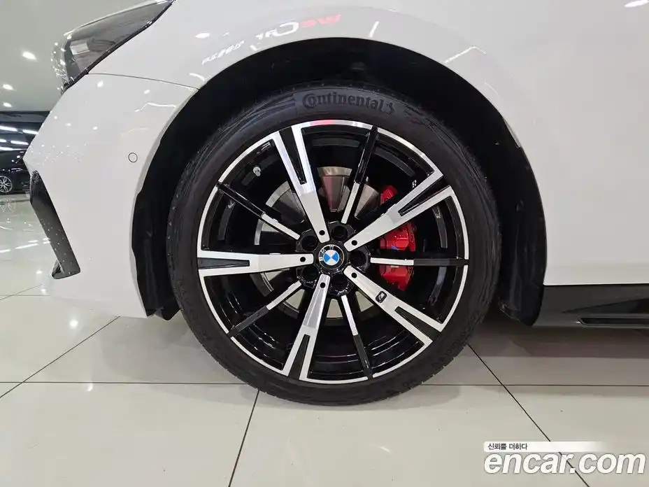 BMW 5-Series 2024 2.0 гидро, фото 5